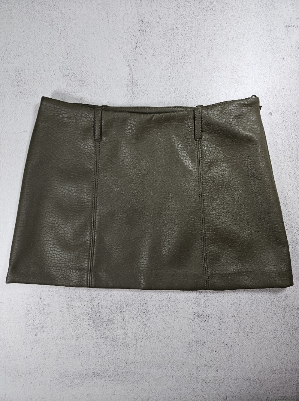 NWOT H&M Divided Olive Green Faux Leather Mini Skirt Size 2